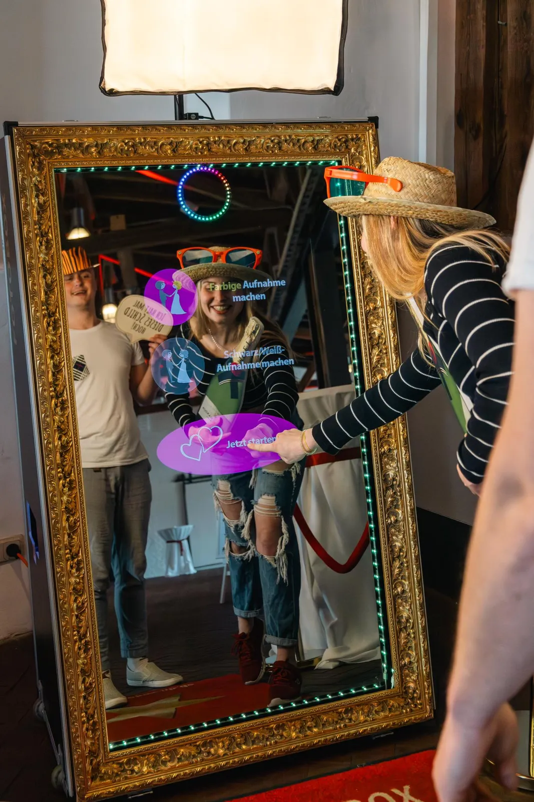 Fotospiegel, Magic Mirror mieten in MV, Brandenburg, Berlin – Bild 1
