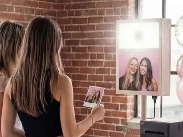 Instly – moderne Fotobox ab 99€ – Bild 2